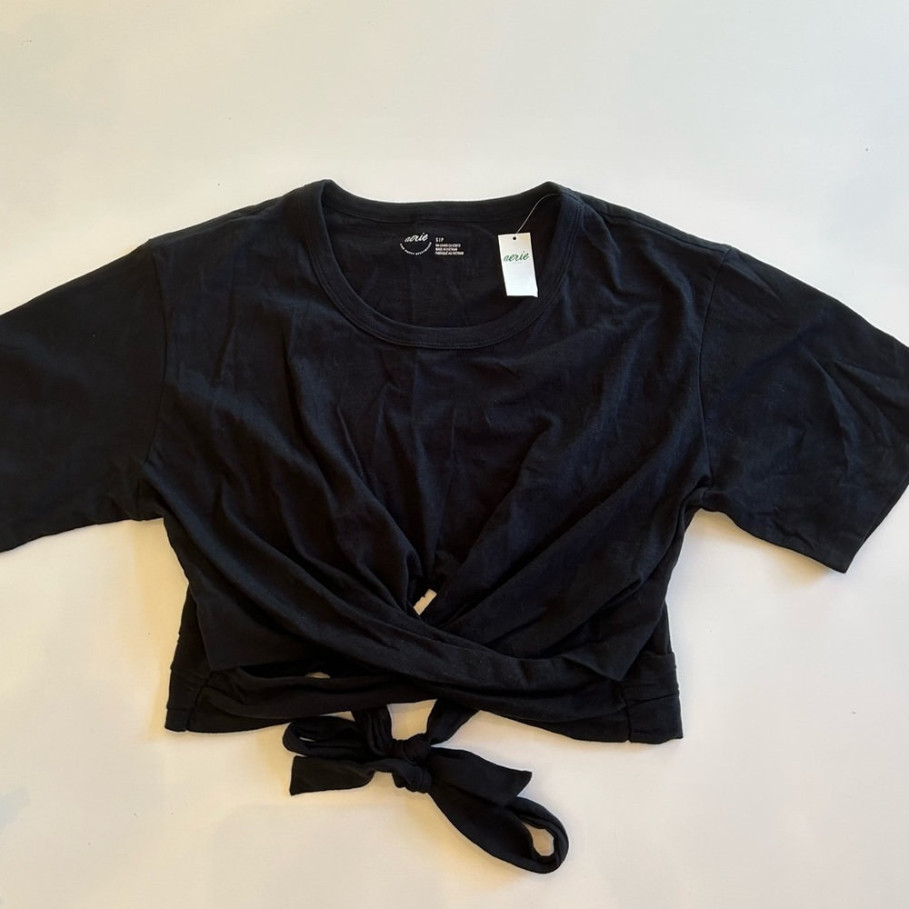 AERIE Size Small | Black Crop Top Wrap/Cross Design | NWT.